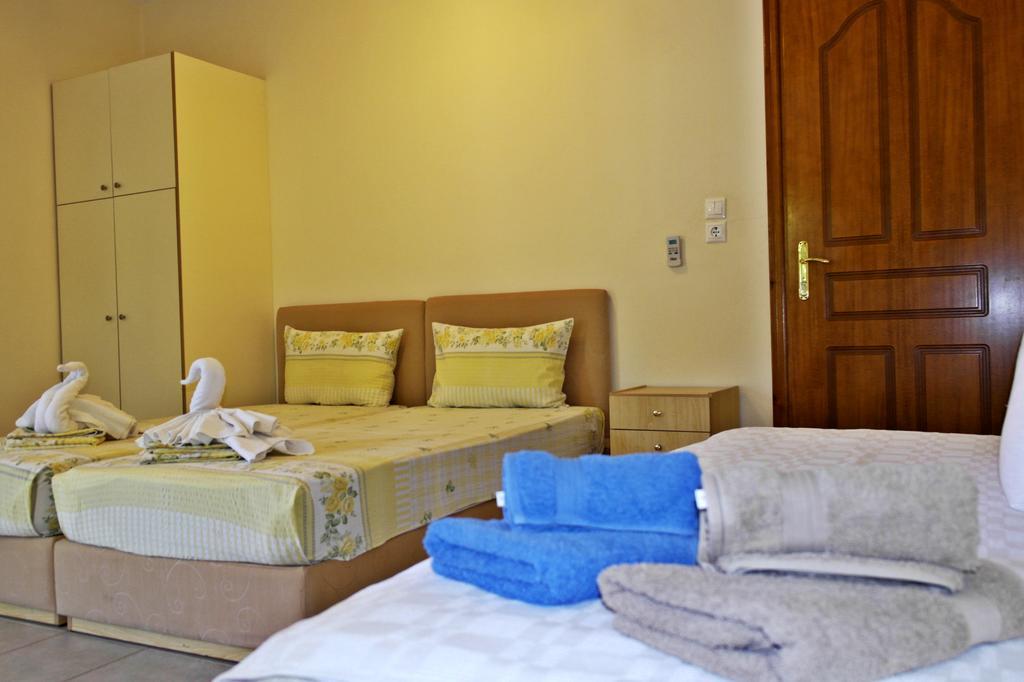 Roula Rooms Stratoni Exterior foto